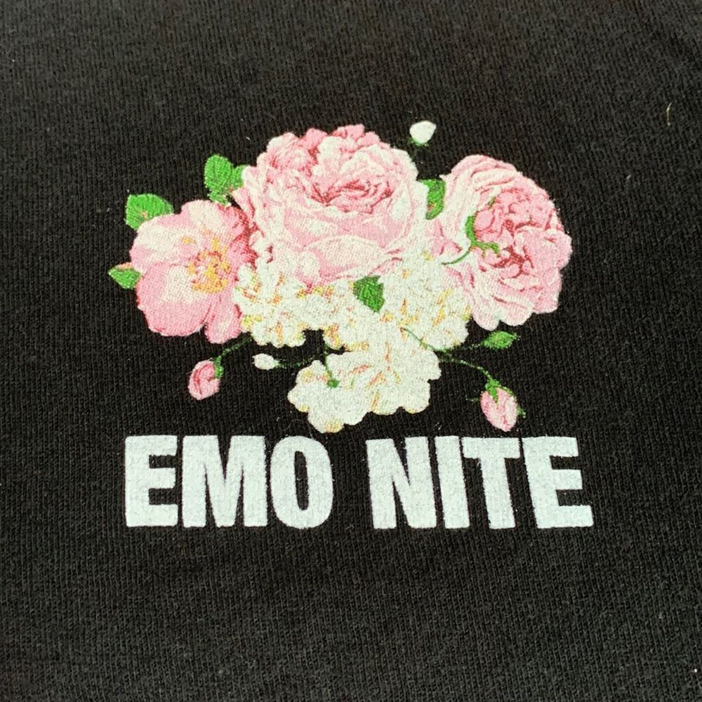 Emo Nite Floral Graphic Fitted T-Shirt S Black